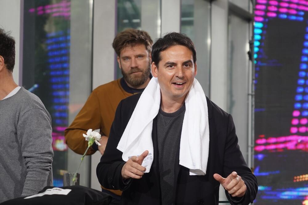 ŽENA ŠOKIRANA NJEGOVIM PONAŠANJEM: Ozbiljna kriza u braku Zorana Kesića, PRIREDIO JOJ UŽASNU SCENU! (FOTO)