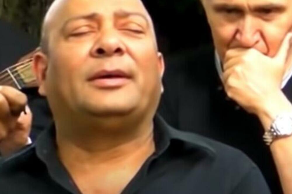 "KOLIKO CIGANIN VOLI DA IMA BELU ŽENU": Džej je '95 otkrio IME LEPOTICE koju bi jurio DORĆOLSKIM ULICAMA, znate je