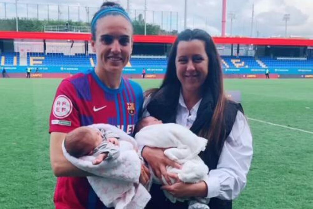 SREĆNE MAJKE: Najbolja fudbalerka Barselone dobila bliznakinje - SA PARTNERKOM! (FOTO)