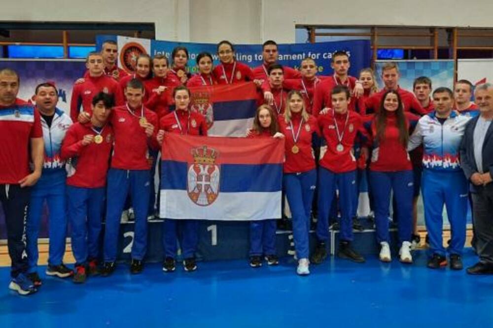 SRPSKI RVAČI I RVAČICE OSVOJILI 14 MEDALJA U ZAGREBU!