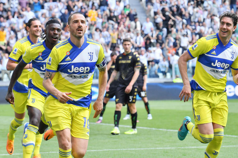 KAD NE IDE NAPADAČIMA TU SU DEFANZIVCI! Bonući dvostruki strelac za pobedu Juventusa! (FOTO)