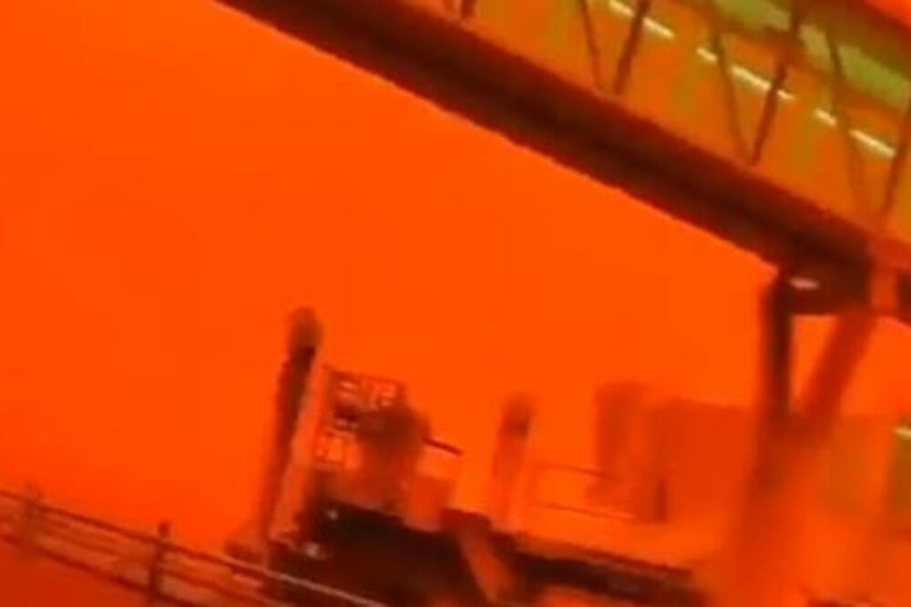 NEVIĐENA OLUJA U BAGDADU! Narandžasta PRAŠINA prekrila grad i izazvala opštu PANIKU! (VIDEO)