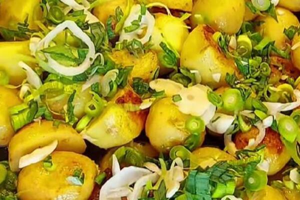 MLADI KROMPIRIĆI SA POVRĆEM I LEBLEBIJAMA: Odlična ideja za POSNI RUČAK