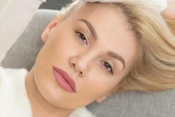 "TO JE MOJ NAJVEĆI PORAZ U ŽIVOTU"! Bojana Ristivojević se rastala sa ocem svoje ćerke još tokom trudnoće!