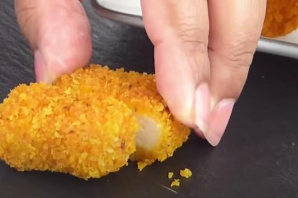 NAPRAVITE CHICKEN NUGGETS SAMI KOD KUĆE: Hrskave pileće kuglice VIŠE NEĆE NARUČIVATI (RECEPT)