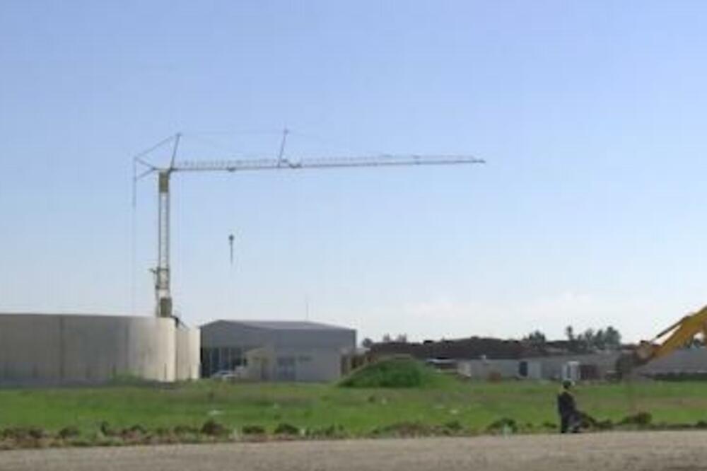 UGROŽENO PLODNO ZEMLJIŠTE U SRBIJI: Postaje industrijska zona?