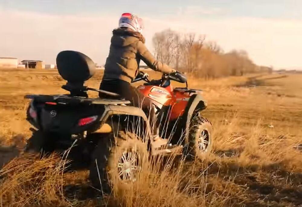 Na Zlatiboru se je prevrnil kvad; očividci pomagali voznku