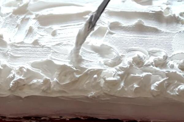 NAJLEPŠI RECEPT ZA POSNU KINDER TORTU: Prave se dva fila, nema boljeg izbora za vašu trpezu