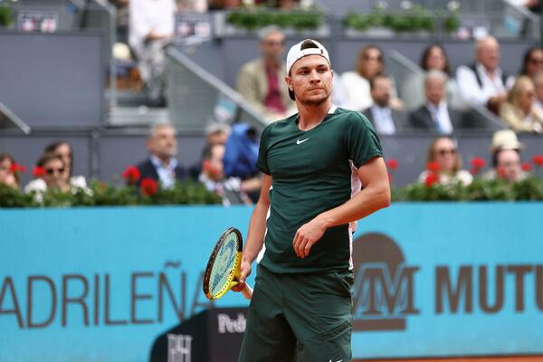 ORGANIZATORI OBJAVILI RASPORED: Evo kada će na teren izaći Kecmanović i Medvedev!