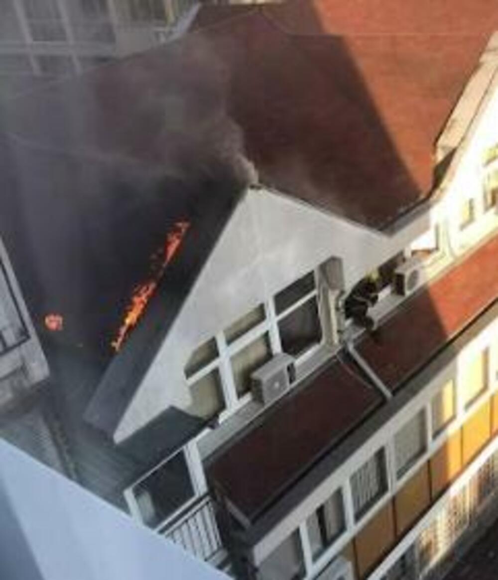 Požar u zgradi Poreske uprave