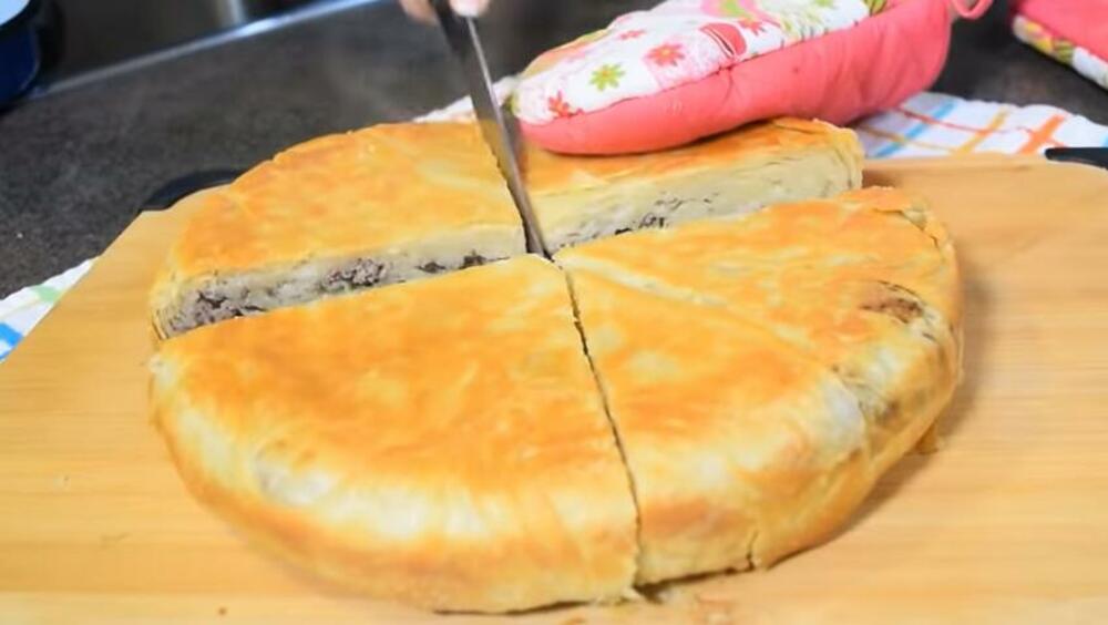 Burek sa mesom