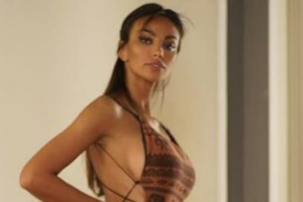 ONA IMA NAJBOLJU ZADNJICU NA SVETU: Ovako nešto niste videli do sad, POTPUNO JOJ JE PRIRODNA (FOTO)