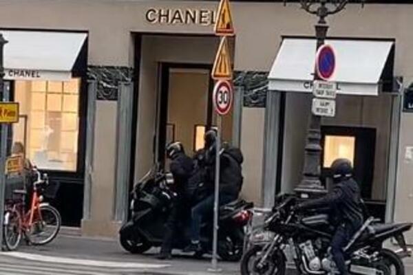 NAORUŽANI KALAŠNJIKOVIMA OPLJAČKALI POPULARNU PRODAVNICU! Ukradena roba procenjena ne MILIONE evra (VIDEO)
