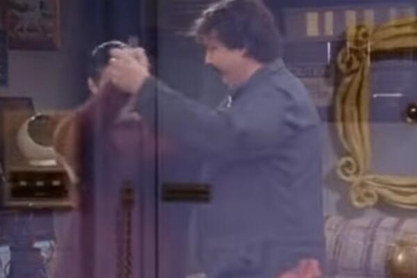 UPRAVO JE JAVLJENO, UMRO OMILJENI GLUMAC, TUGA!