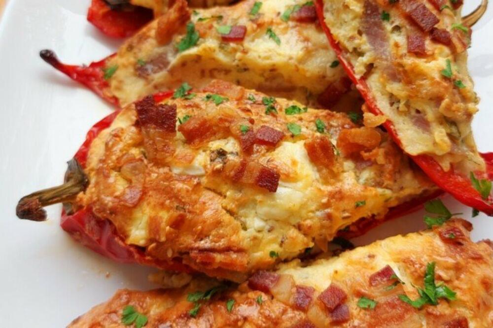 BAKIN RECEPT ZA PUNJENE PAPRIKE: U njih dodajte OVA 2 sastojka i ukus će biti JOŠ BOLJI (VIDEO)