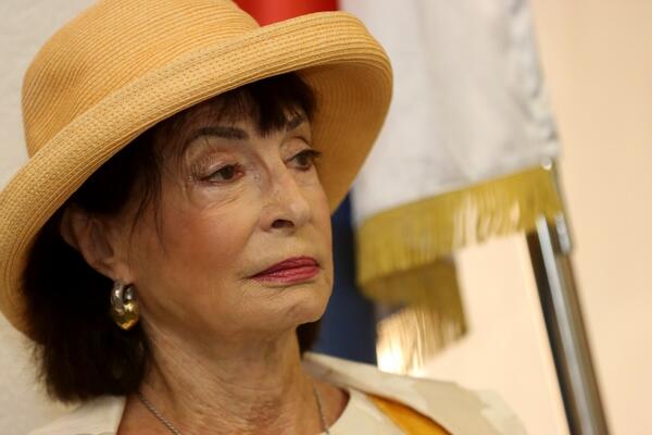 JELISAVETA KARAĐORĐEVIĆ NEPREPOZNATLJIVA! Svi gledaju i ne veruju, EVO ŠTA JOJ SE DESILO! (FOTO)