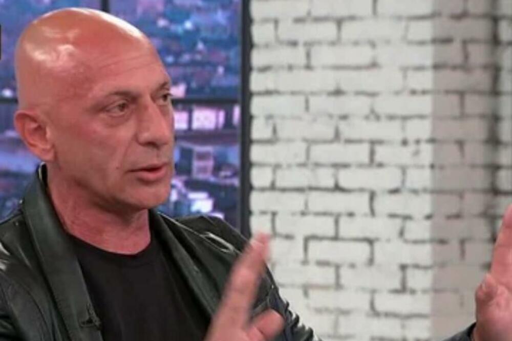 SLOBODAN TVRDI DA MU JE ŽENA OTELA ĆERKU I POBEGLA SA TRANSVESTITOM: "Dizao je noge u mini suknji, a onda..."