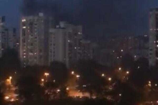 POŽAR NA NOVOM BEOGRADU: Crn dim nadvio se nad 64. blokom! (VIDEO)