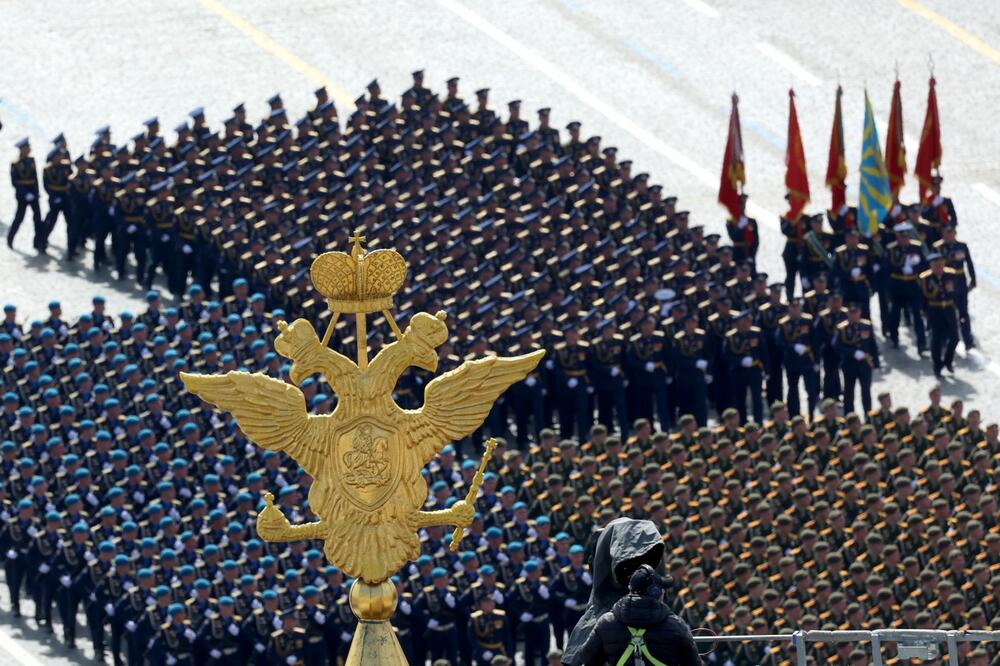 MOSKVA U ZNAKU SLOVA "Z", SVE OČI DANAS UPRTE U PUTINA! Moguća 3 SCENARIJA, svet STREPI da "RUSKI CAR" ne preseče