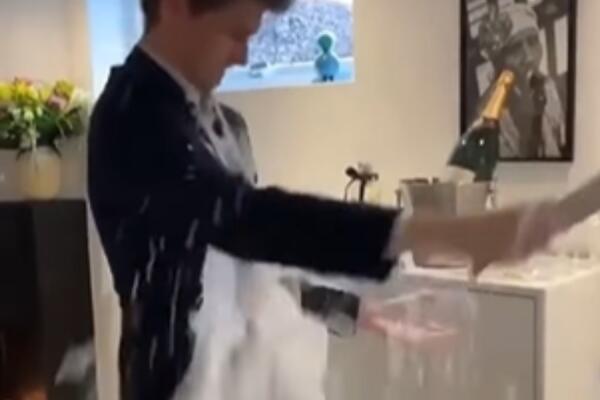 IGRAO SE NJIME, PA POPRSKAO SAM SEBE: Snimak brzinom svetlosti OBIŠAO SVET - niko ne može da veruje KOLIKI JE