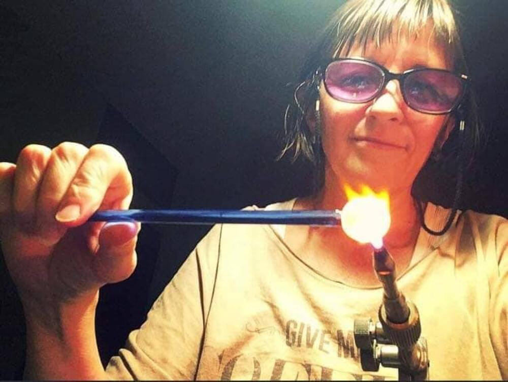 Oblikovanje figurica od stakla zahtevan je posao