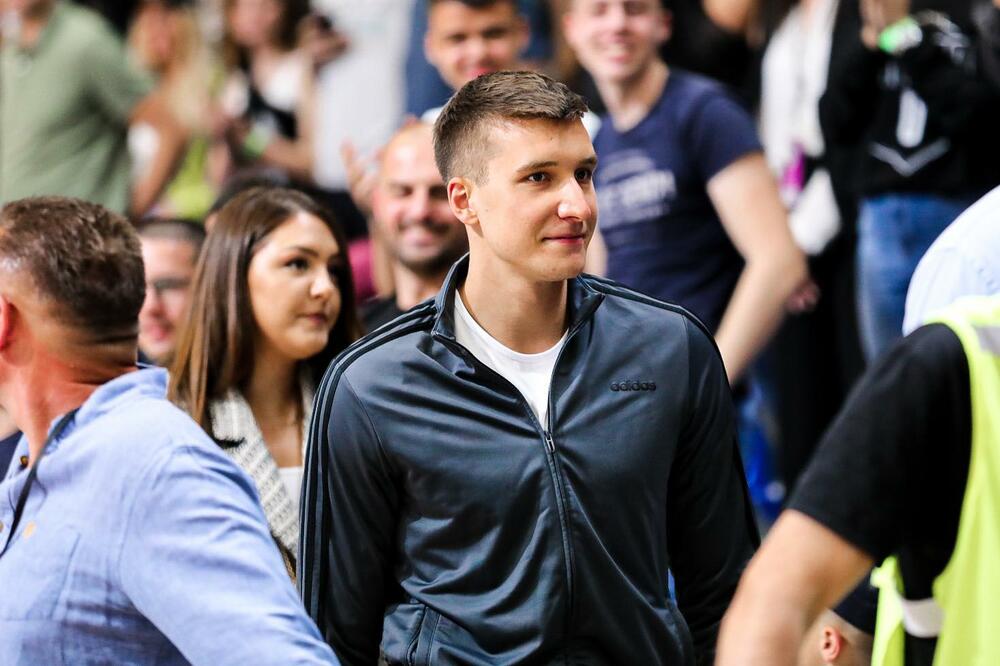 BOGDANOVIĆ "RASPALIO" MAŠTU NAVIJAČA: Jednog dana ću ponovo igrati F4 Evrolige!