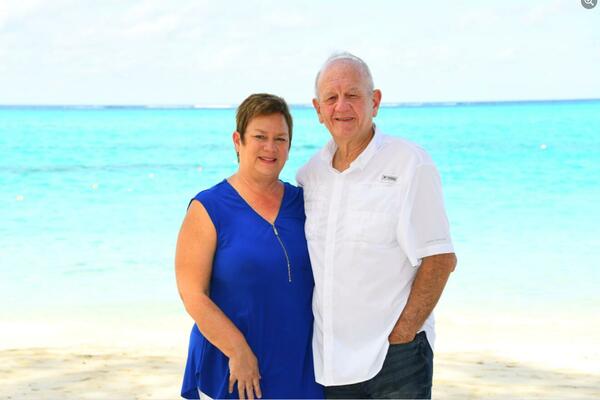 NAŠLI IH MRTVE U VILAMA: Otkriveno ko su Amerikanci koji su misteriozno preminuli na Bahamima