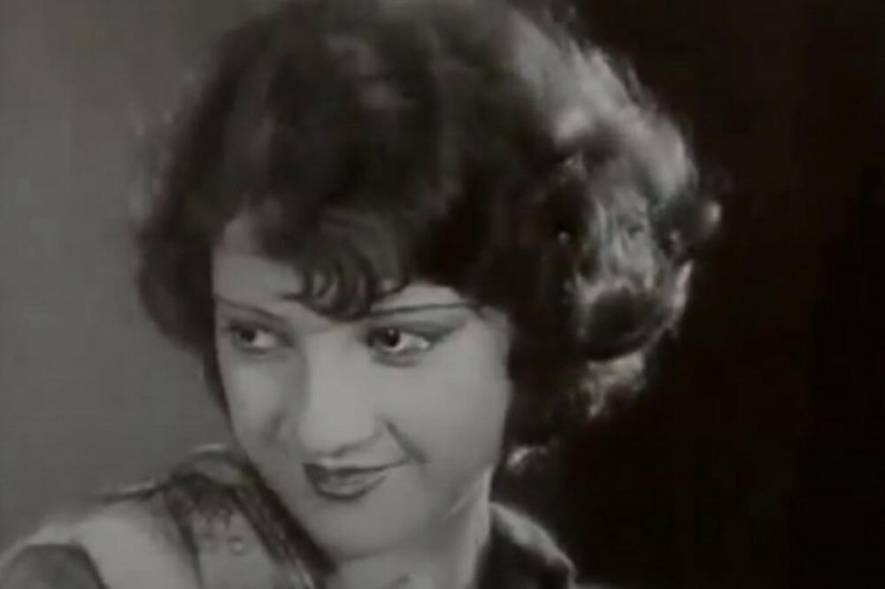 POZNATA JUGOSLOVENSKA GLUMICA SE ODREKLA VERE ZBOG LJUBAVI: A 1 veliki ČOVEK joj je POMOGAO, svi je ZNATE (FOTO)