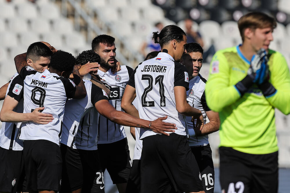 NAVIJAČI U SUZAMA: Jedan od najboljih napušta Humsku za simboličnih 500.000 evra, javio se tim iz Francuske!