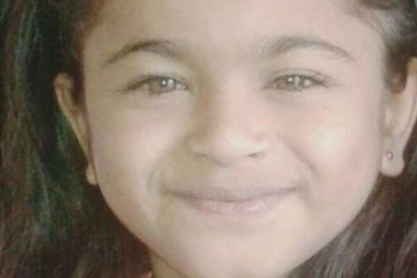 IZGLEDA KAO DETE, A IMA 19 GODINA: Rođena je BEZ BEŠIKE, pati od retke bolesti, malo ko je čuo za OVO! (FOTO)