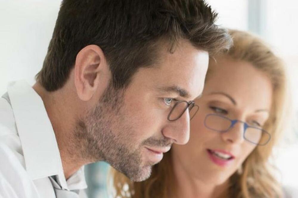 OVE NAOČARE ZA ČITANJE ĆETE OBOŽAVATI DA NOSITE: Lagane, neprimetne, ne pritiskaju glavu, ODUŠEVIĆETE SE!