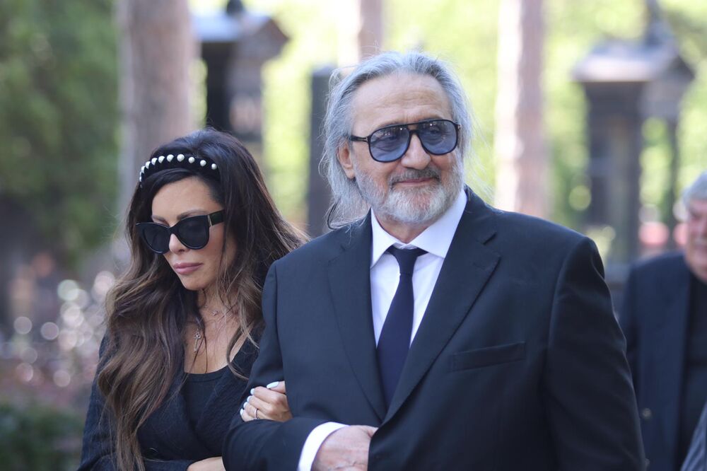 Nikolina Pišek sa svekrom, Mišom Grofom