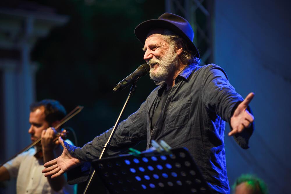 RADE ŠERBEDŽIJA ISPRIČAO ISTINU O SVOJOJ SUPRUZI: Glumac ogolio dušu do KRAJA, nećete verovati