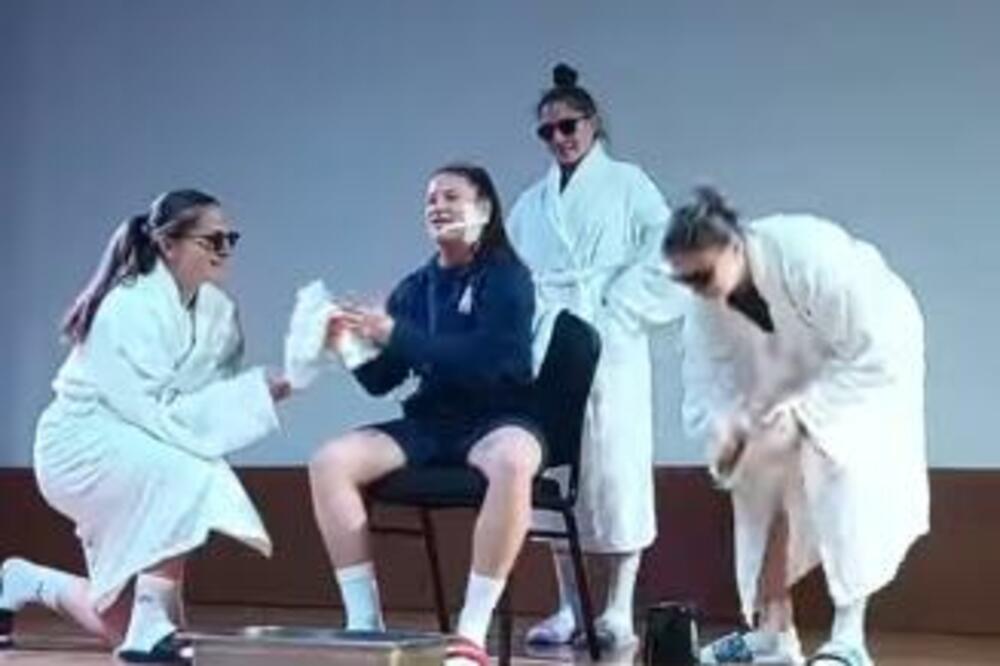 HIT! Reprezentativke Srbije odglumile Konstraktin nastup, svi plaču od smeha! (VIDEO)