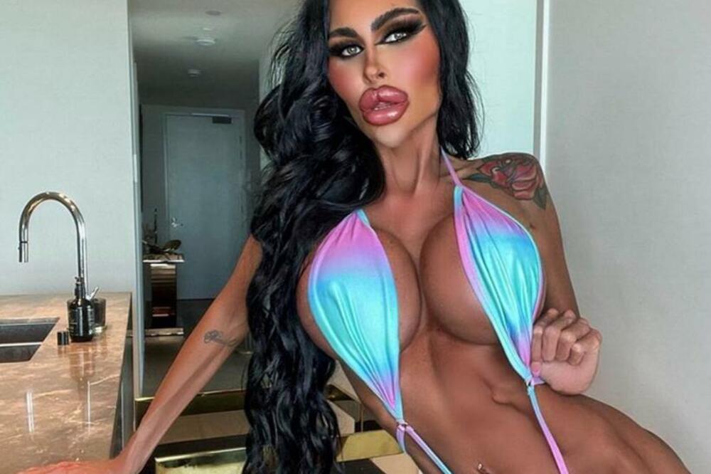 SPISKALA JE 200.000 EVRA NA SVOJE ''BLIZNAKINJE'' I ESTETSKE ZAHVATE: Ne namerava da stane,baloni PRELIVAJU (FOTO)