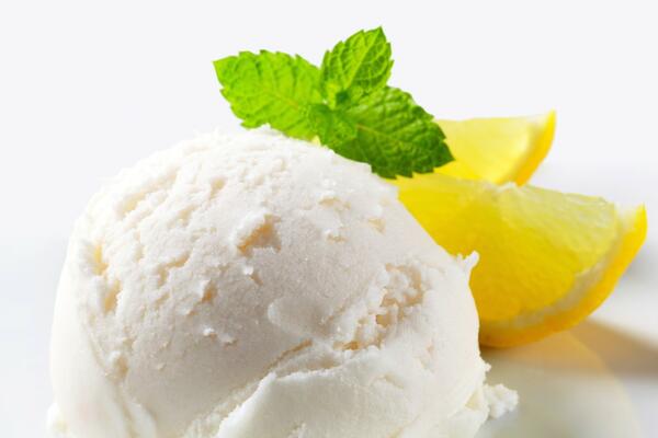 NAJBOLJE RASHLAĐIVANJE U VRELE DANE: Napravite najukusniji domaći sladoled (RECEPT)