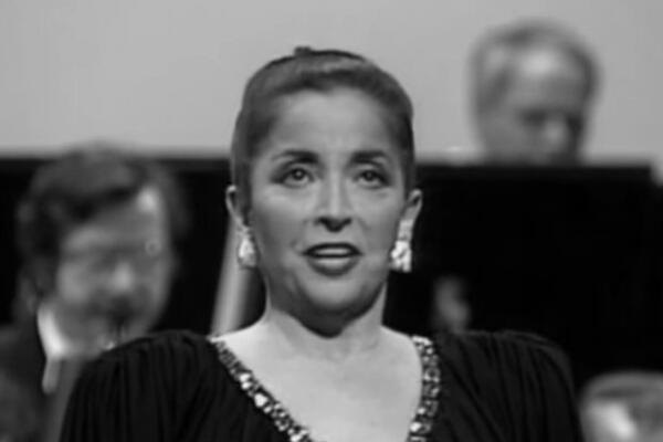 UPRAVO JE SAOPŠTENO, UMRLA POZNATA PEVAČICA, TUGA!