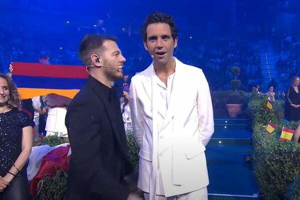 TO, MIKO, SRBINE! SVETSKI PEVAČ JAVNO POKAZAO KOLIKO VOLI SRBIJU, ovo morate da vidite! (VIDEO)