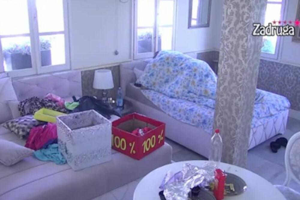 PUŠTENE SCENE INTIMNIH ODNOSA MILJANE I BEBICE U PROGRAMU UŽIVO: Snimak traje MINUT I 34 SEKUNDE, pravi SKANDAL