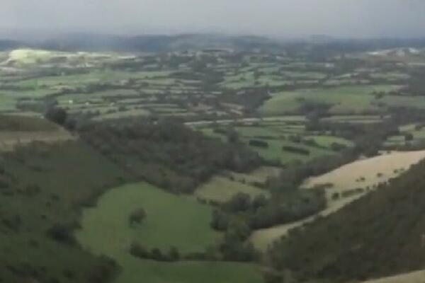 "BILO JE TO VEOMA MRAČNO VREME": Meštani ovog sela POBEGLI PREKO NOĆI, nakon što su dobili ZASTRAŠUJUĆE pismo!