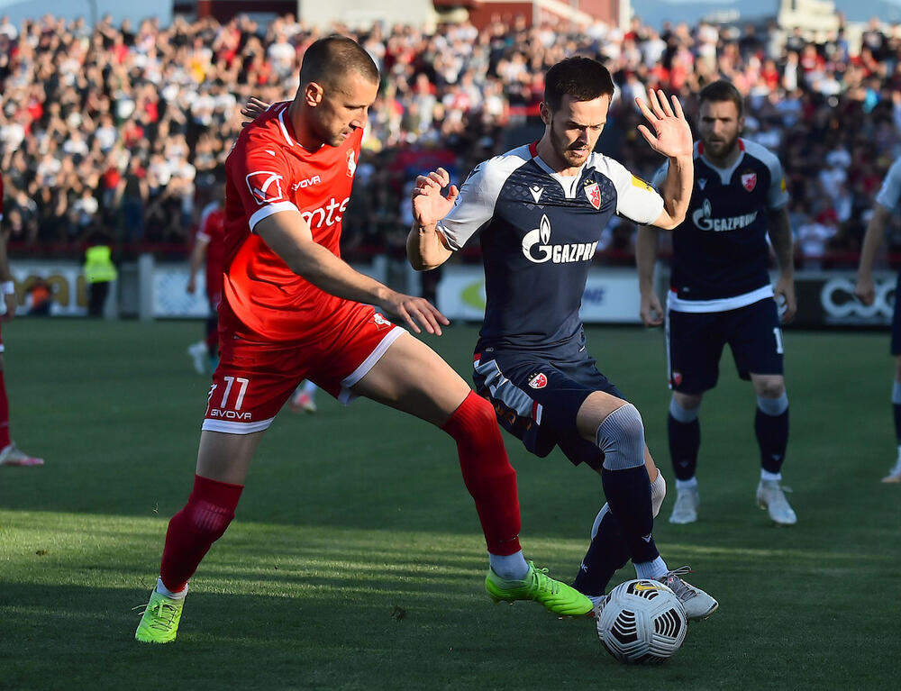 Napredak - Crvena zvezda