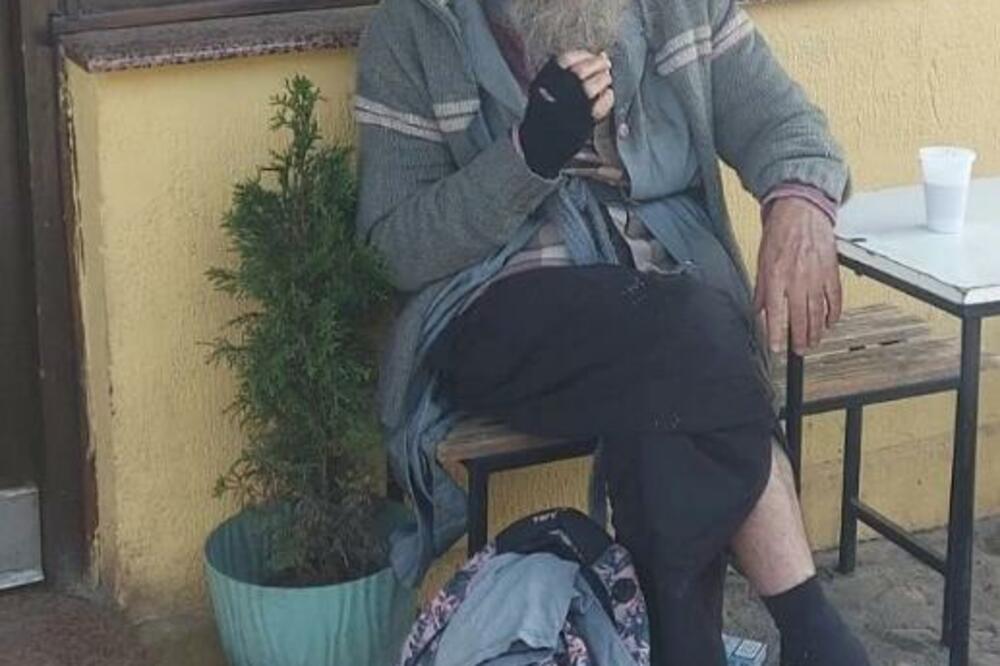 JUGOSLOVENSKI GLUMAC POSTAO BESKUĆNIK! Isplivale kompromitujuće slike (FOTO)