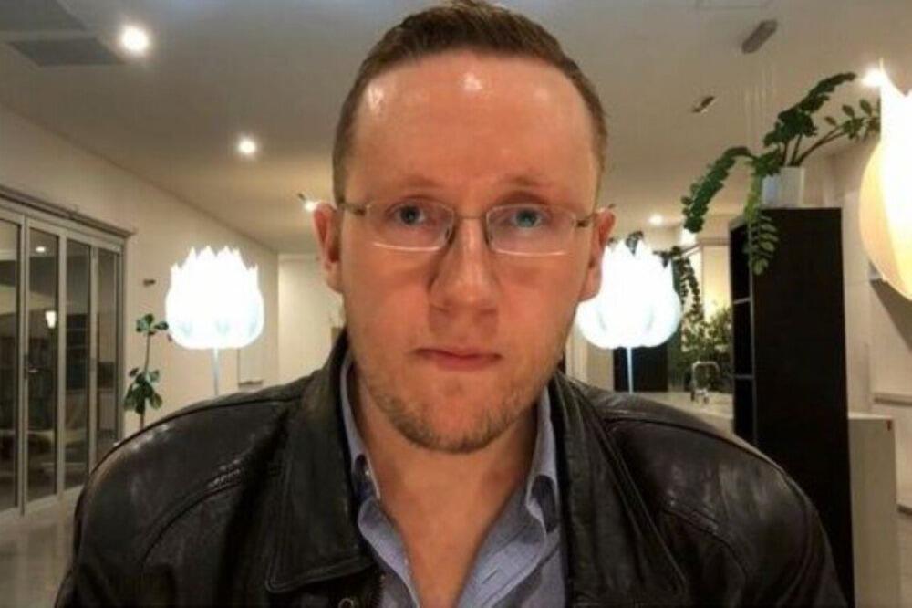 OVAJ ČOVEK NE ZNA KAKO IZGLEDA VAGINA: Smatraju ga SUMANUTIM zbog stvari koju traži od ŽENA