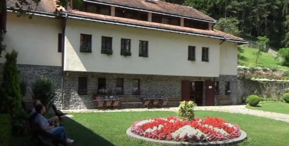 Manastir, ilustracija