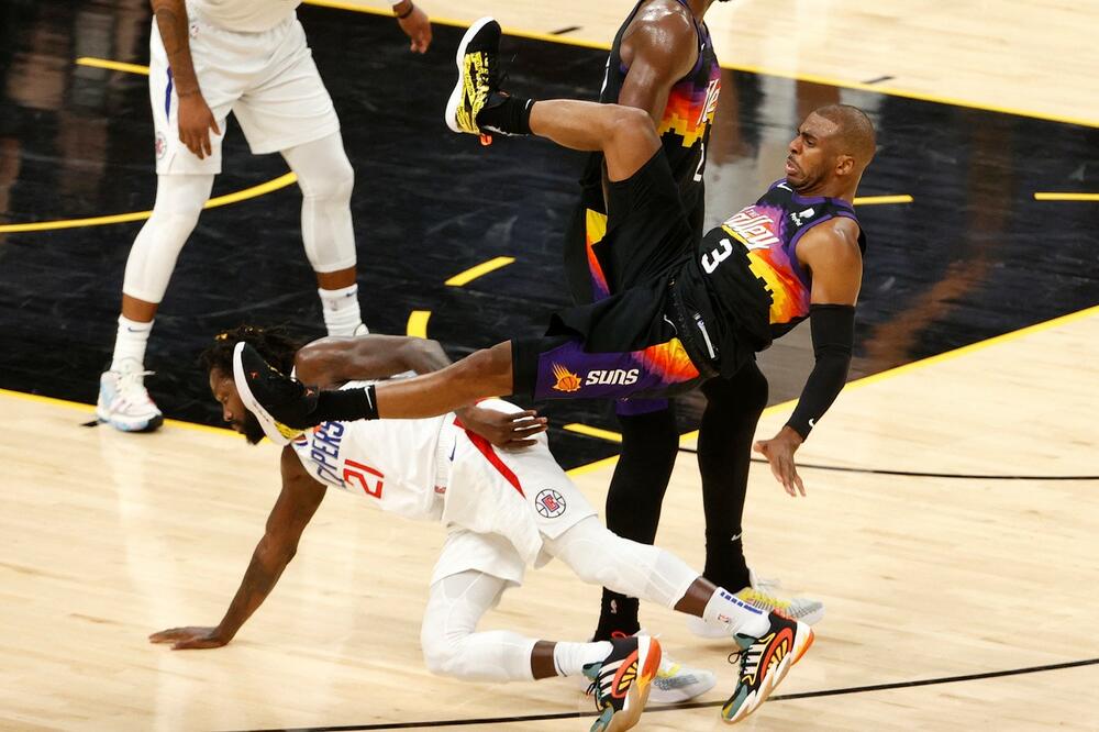 NAJPRLJAVIJI IGRAČ NBA LIGE JEDVA DOČEKAO DA LIKUJE: "On ne može da čuva nikoga, on je ČUNJ!"