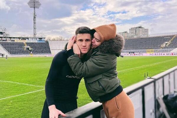 POTPISAO NAJVAŽNIJI PAPIR U ŽIVOTU! Oženio se fudbaler Partizana! (FOTO)