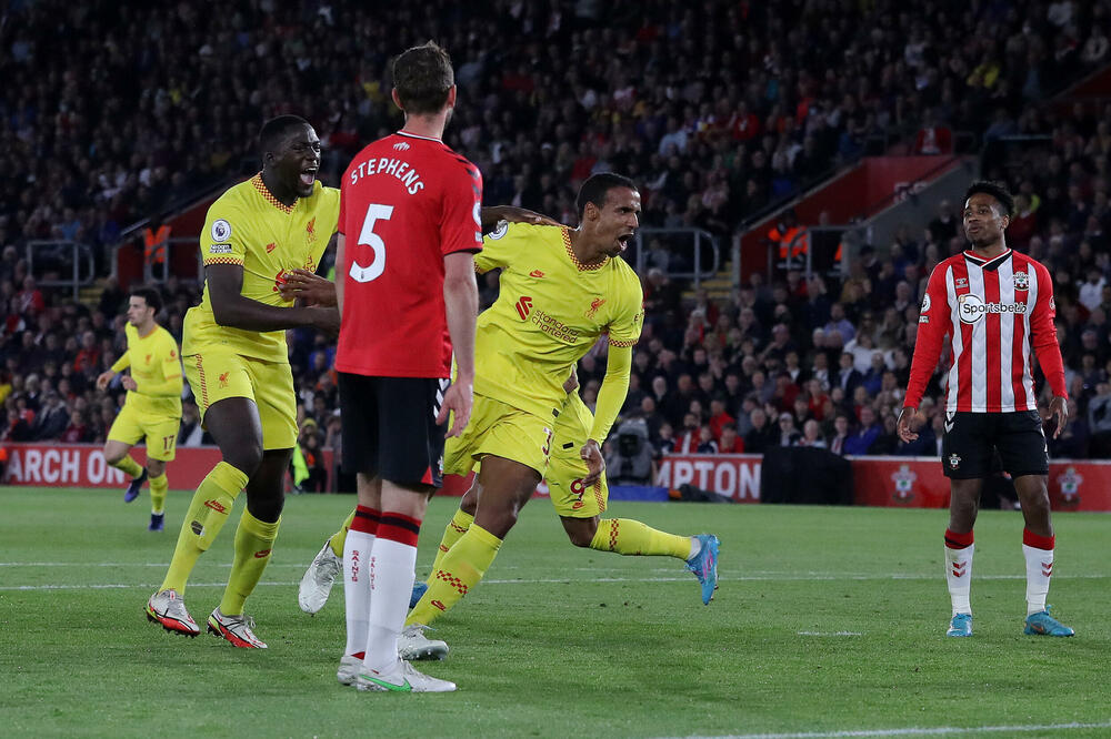 ODLUKA O ŠAMPIONU PADA U NEDELJU! Liverpul ostao u trci za titulu! (FOTO)