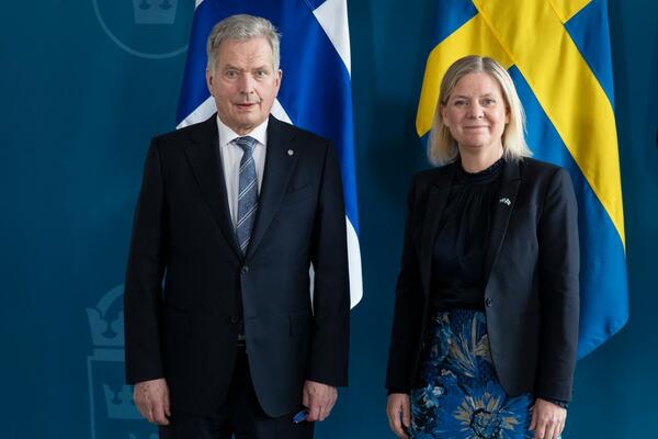 NAJNOVIJA VEST! Finska i Švedska zvanično podnele zahtev za pridruživanje NATO (FOTO)