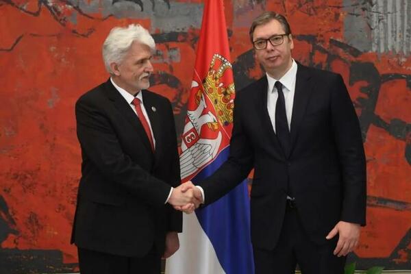UKRAJINA IMA NOVOG AMBASADORA U SRBIJI: Danas je predao akreditive Vučiću (FOTO)