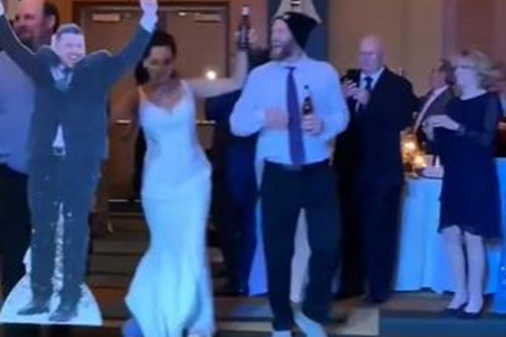 MLADA SNIMLJENA U AKCIJI NA SVADBI, ALI NE SA MLADOŽENJOM: "Doživeo ga je sa mnom" (VIDEO)